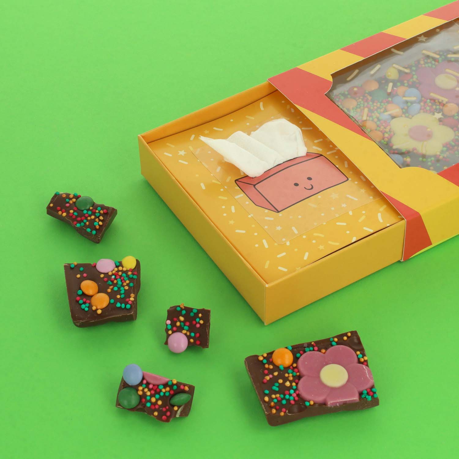 Cadeaupakketje | bloemen en tissues| beterschap